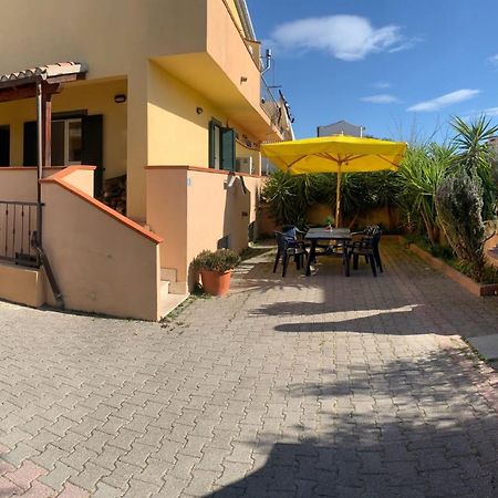 Casa Menuccia Villa Орозеи Екстериор снимка