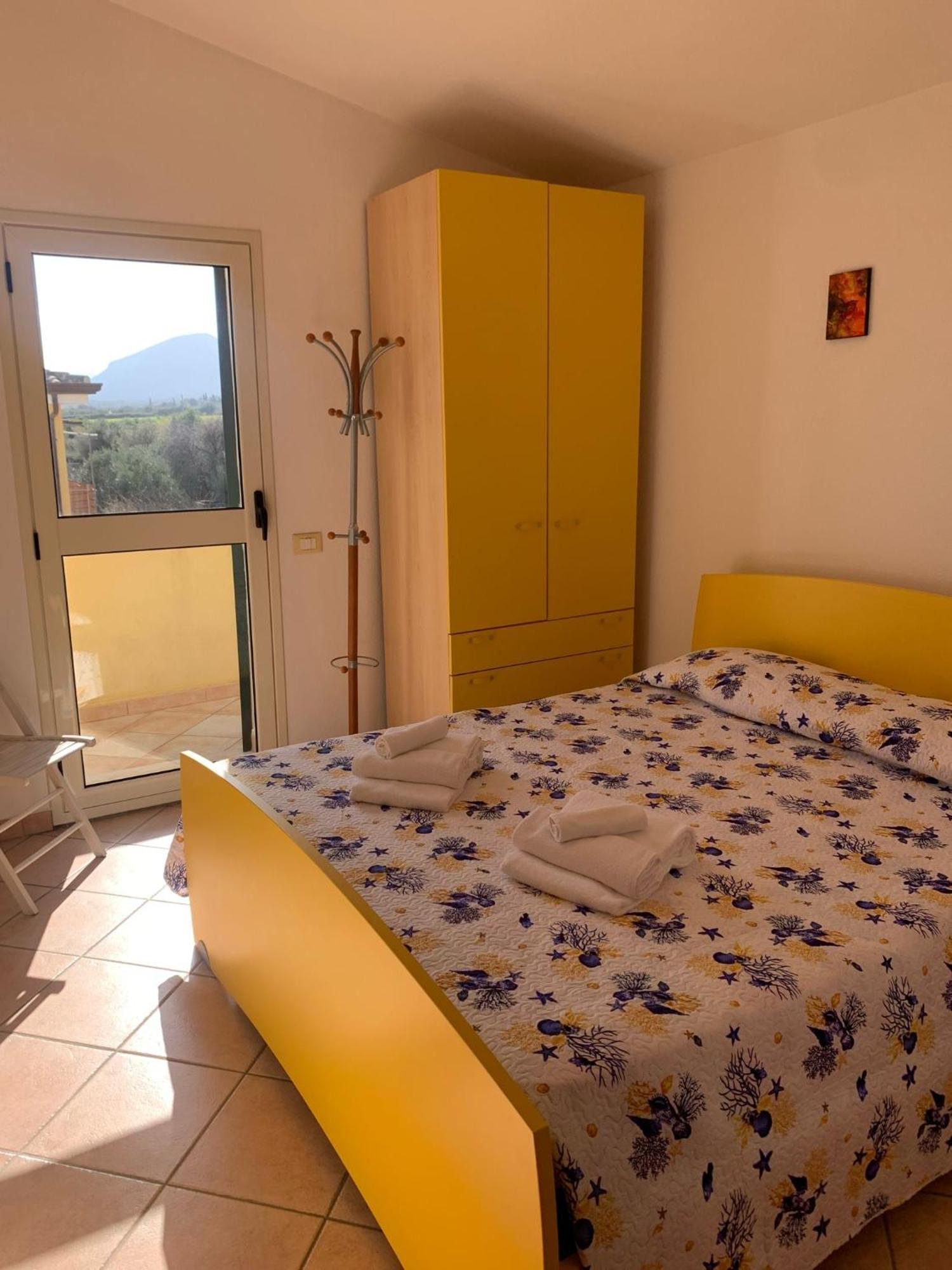 Casa Menuccia Villa Орозеи Екстериор снимка